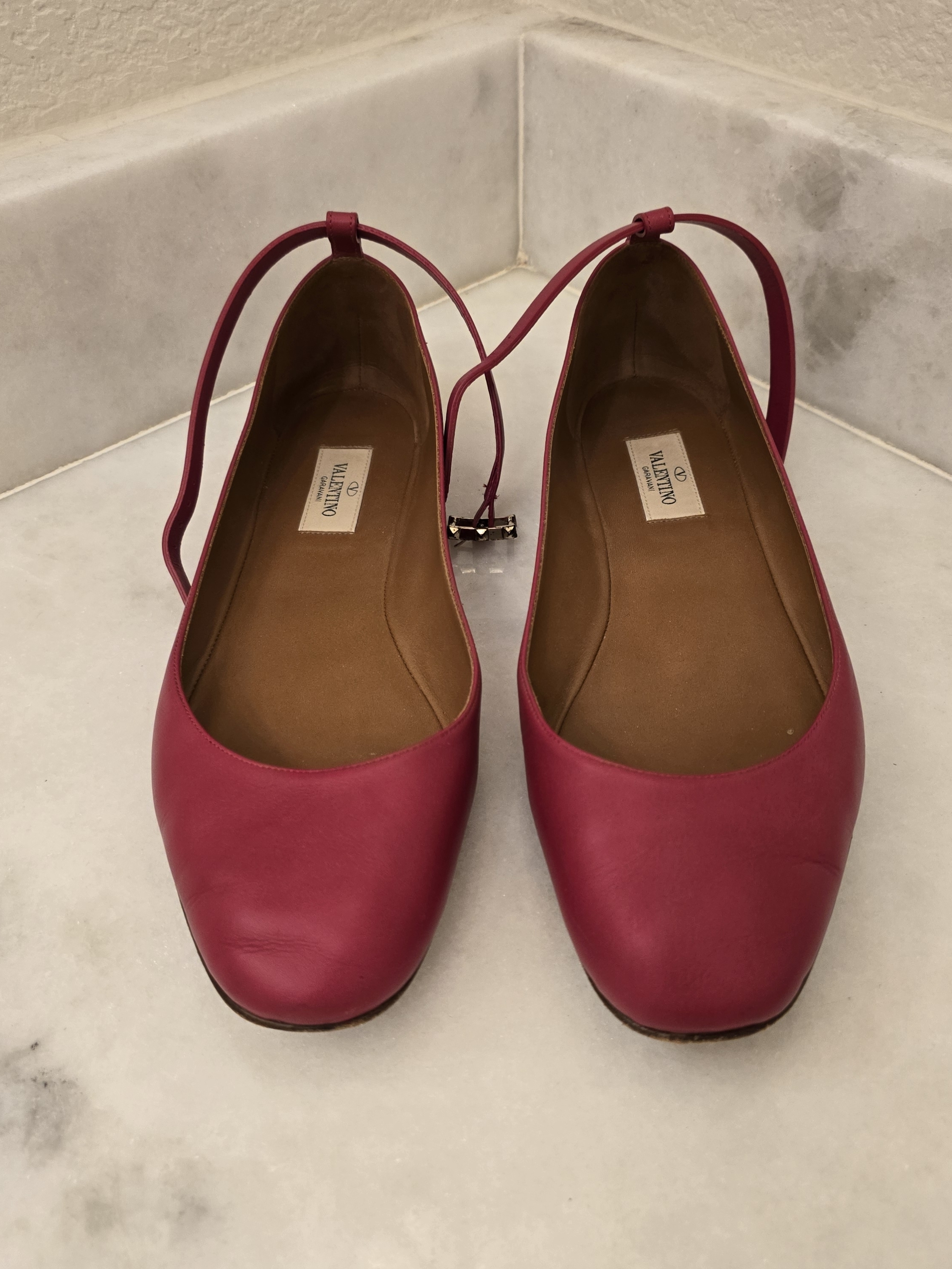 Valentino Garavani Pink Leather Slingback Flats Size 39 Made In Italy